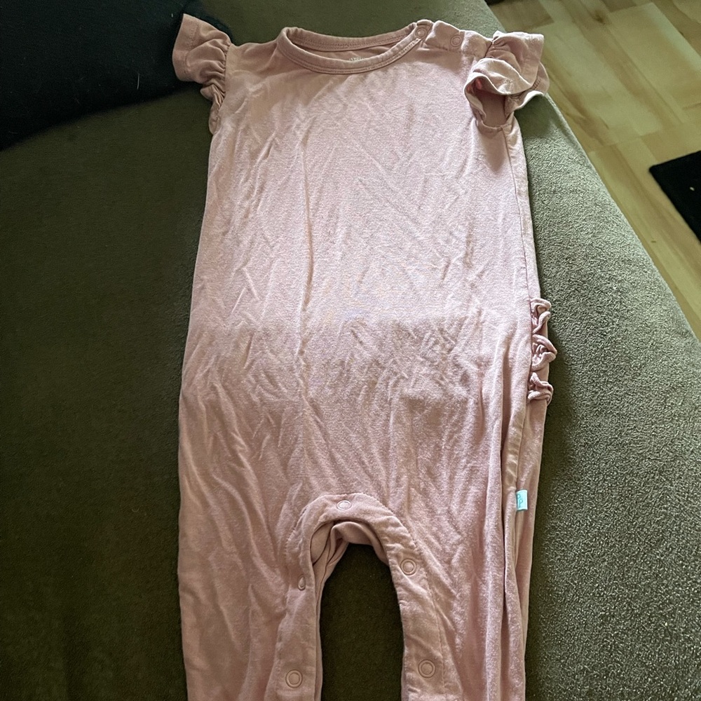 Posh Peanut romper size 18-24 months